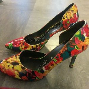 Womans 3 3/4 High heels